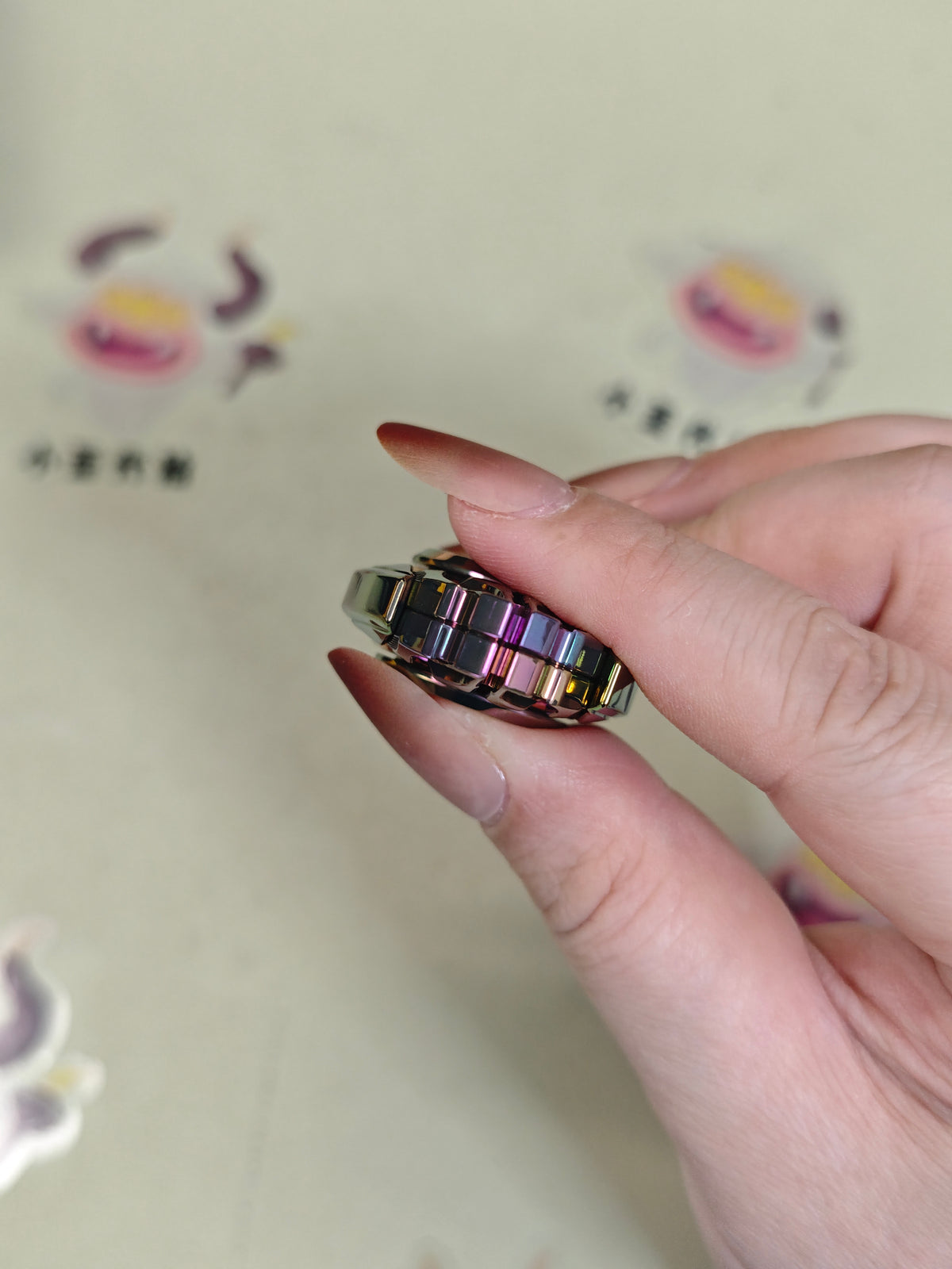 Dark Shell Opening Zirconium