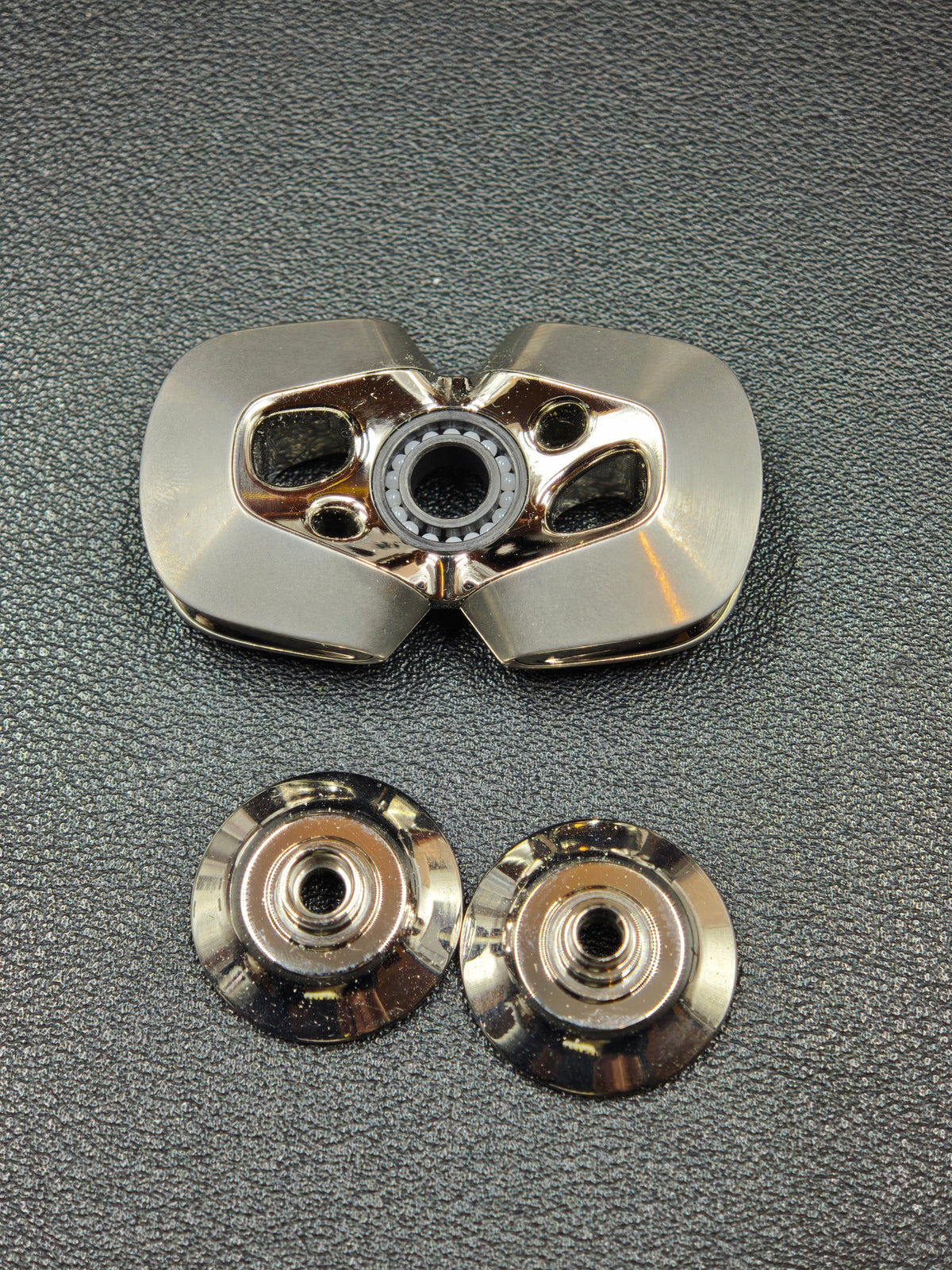 Lentic Titanium