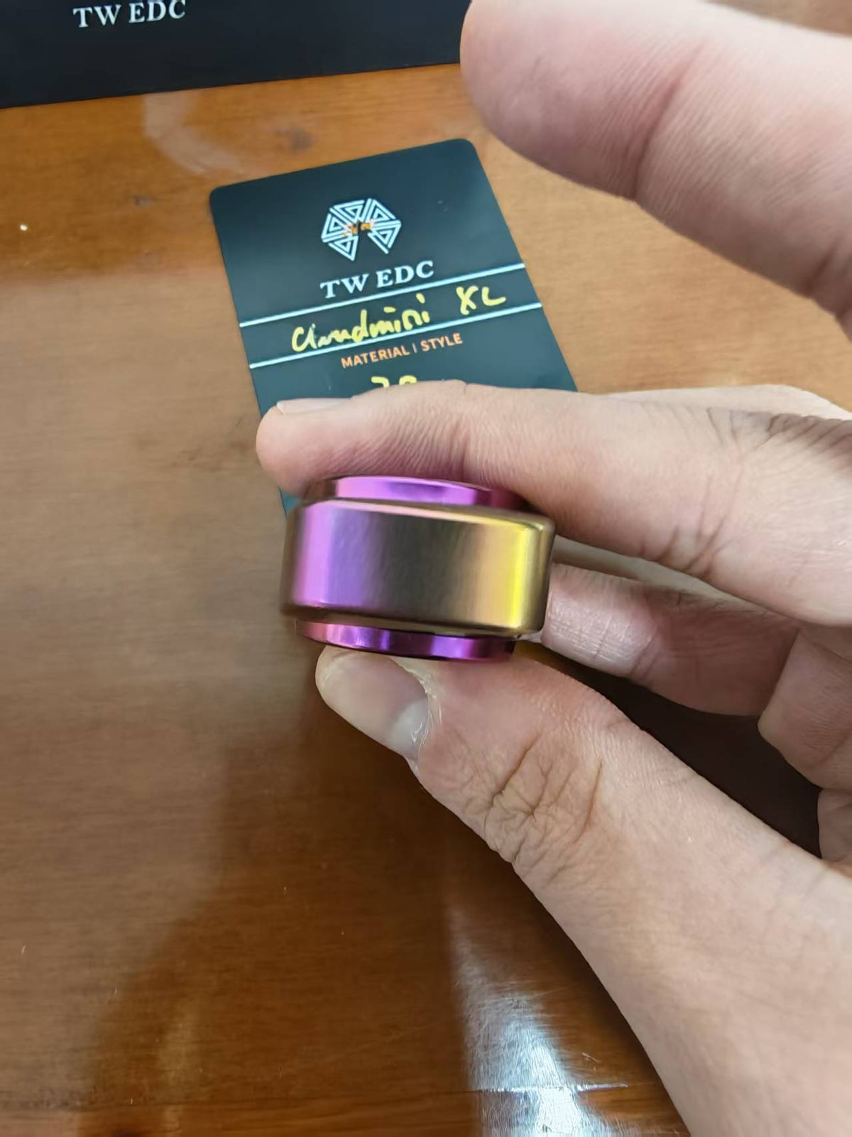 Premium Exquisite Cloud Zirconium Oil Slick