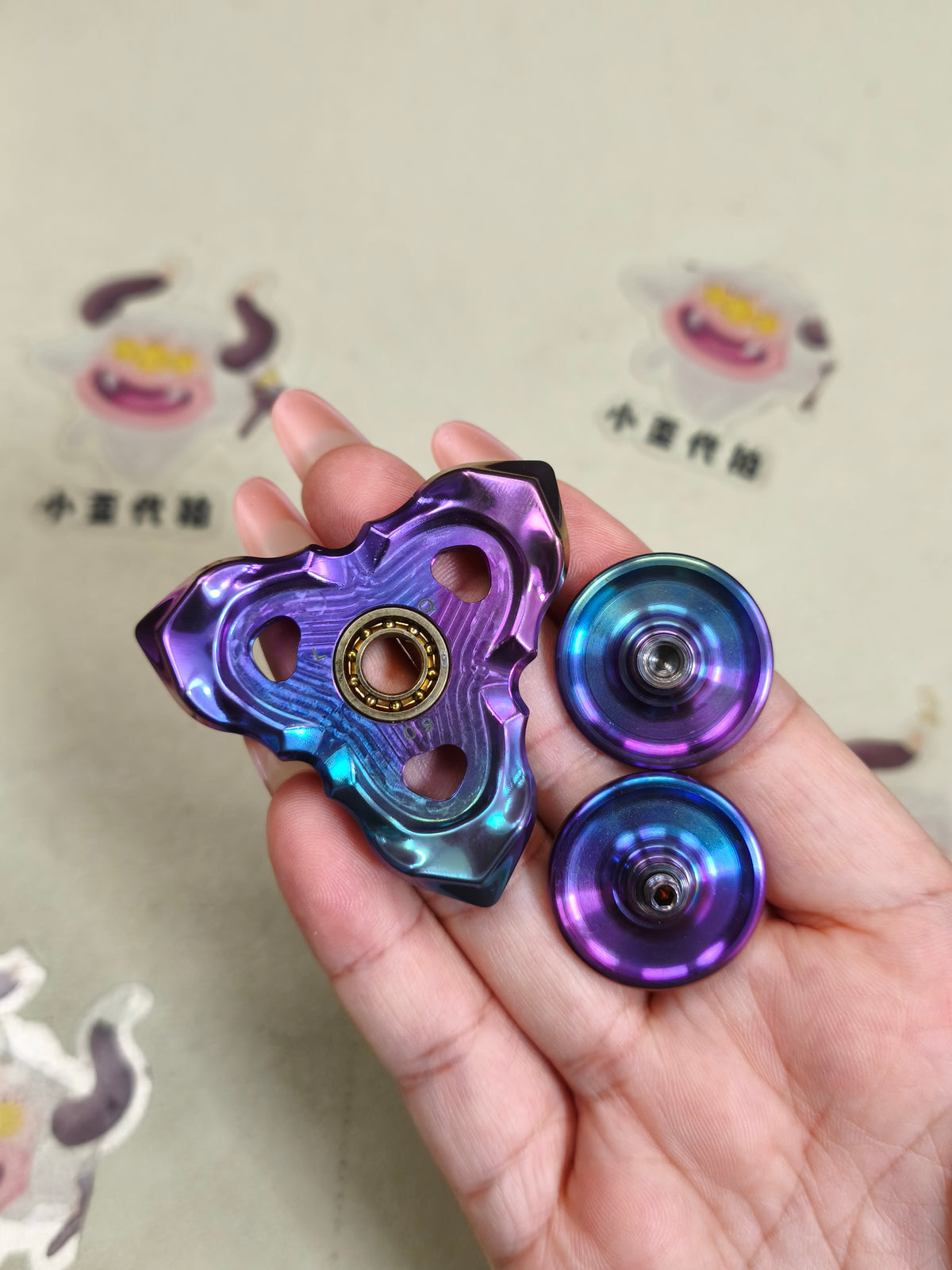Thorns And Fog Zirconium Oil Slick