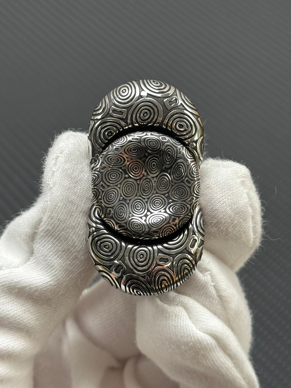 Two-Leaf Cell Damasteel Etched
