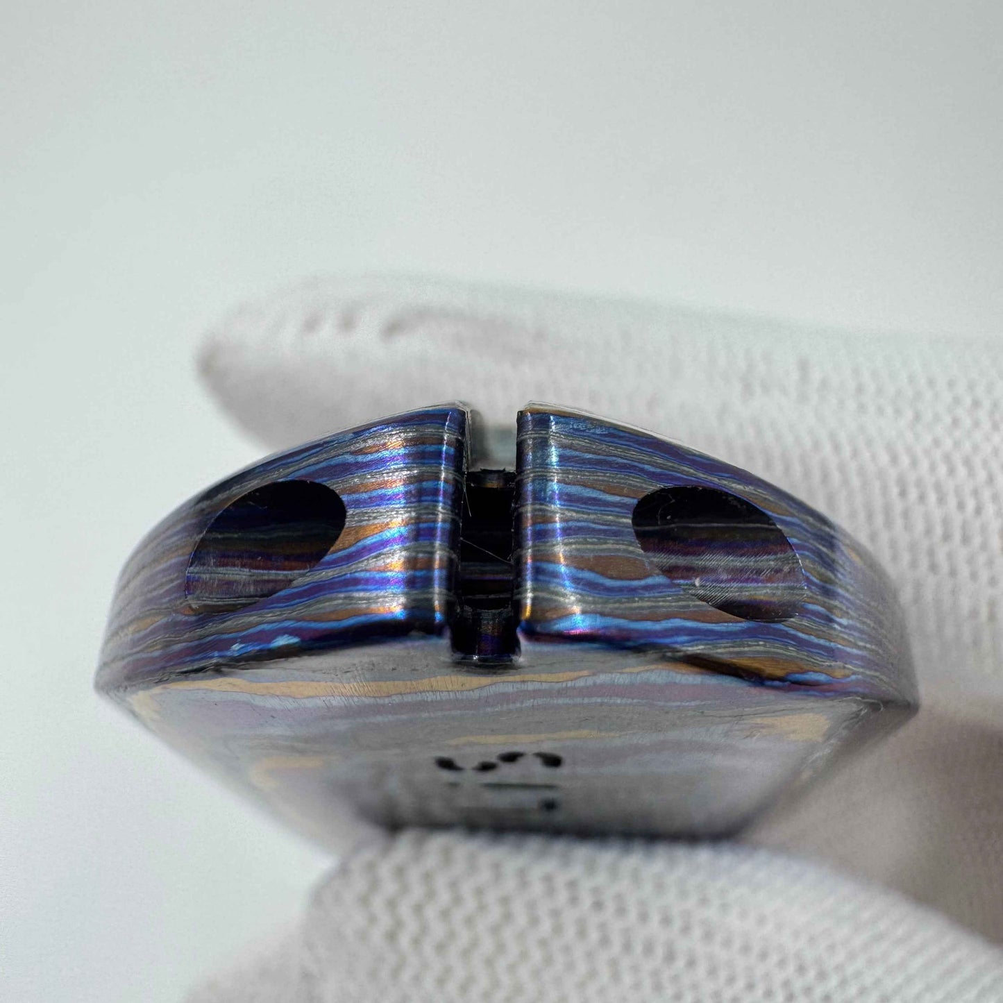 Roche Strike Zircuti
