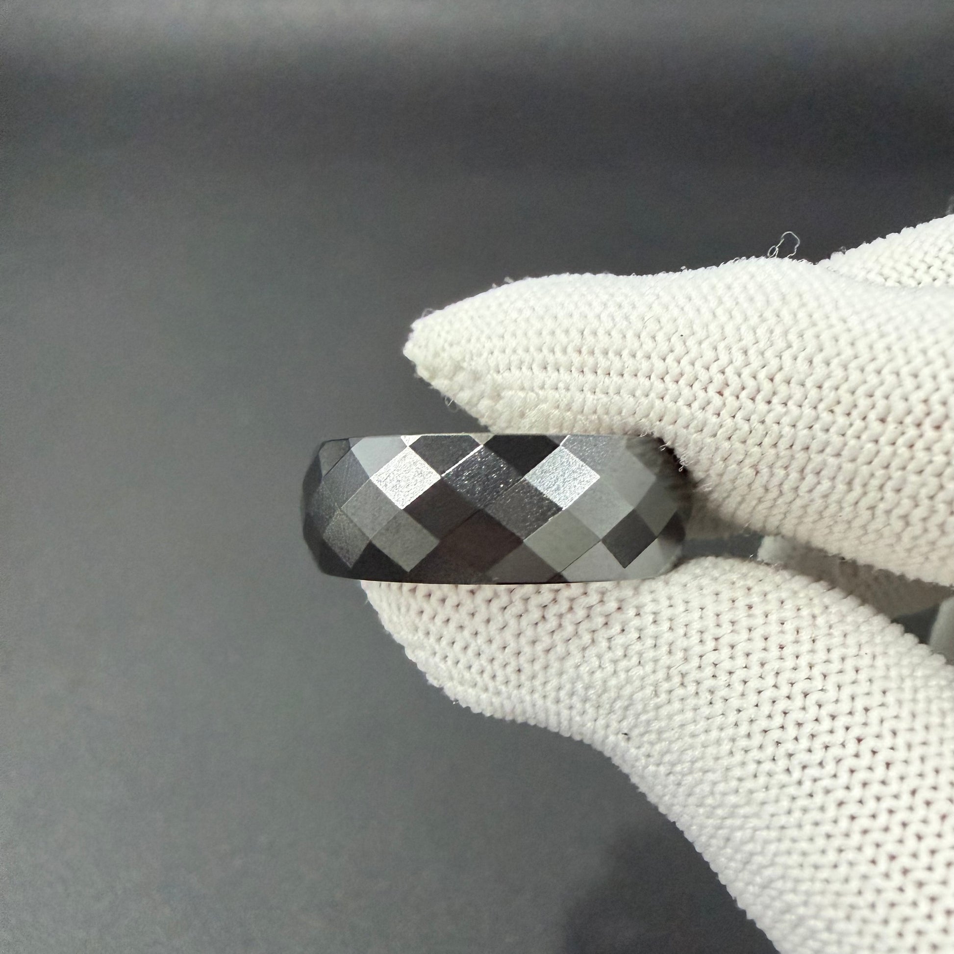 Pig Ratchet Zirconium