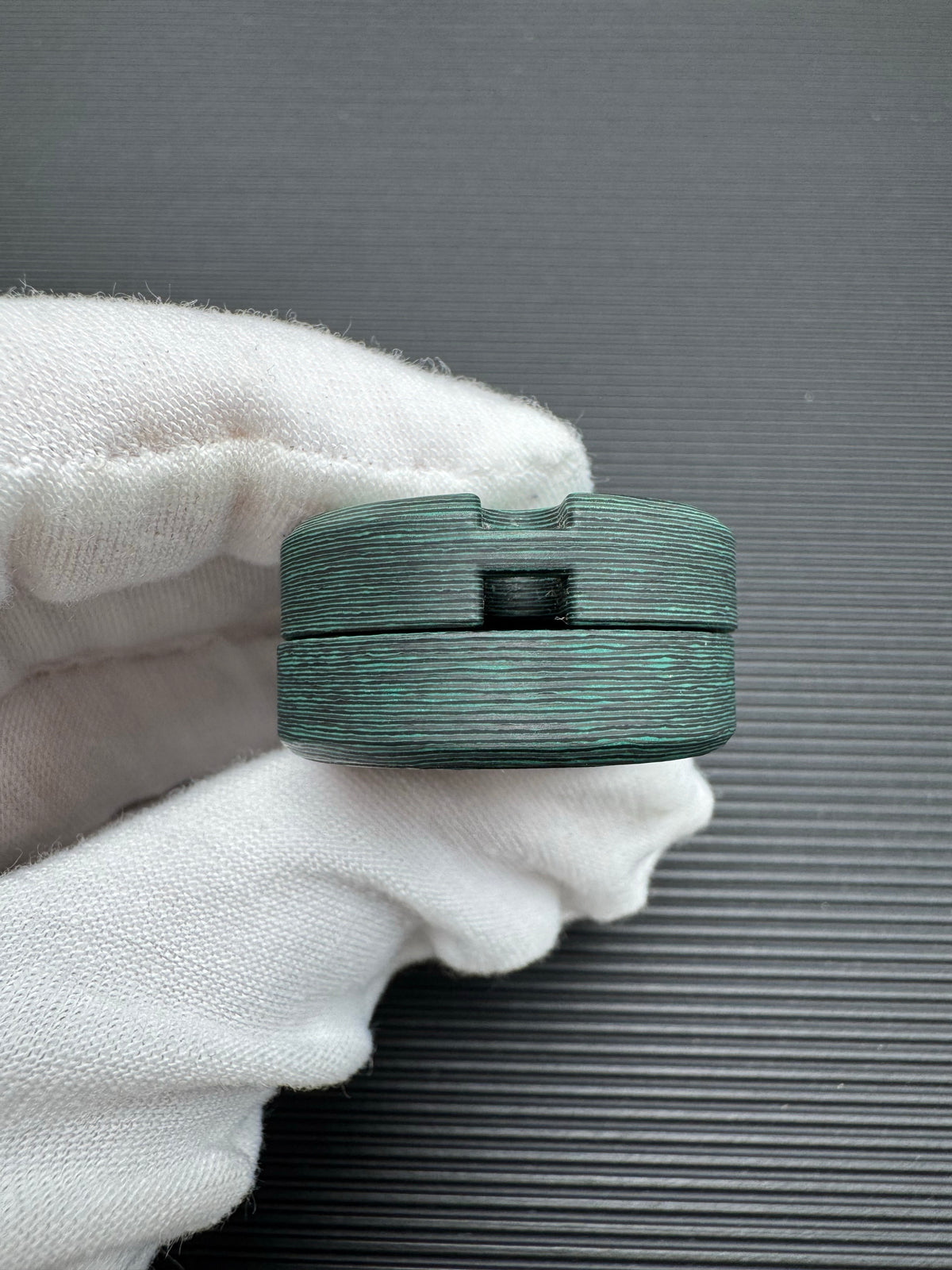 Greedy Cat Carbon Damascus