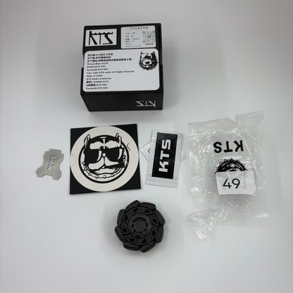 Eight Armor Initial Link Zirconium