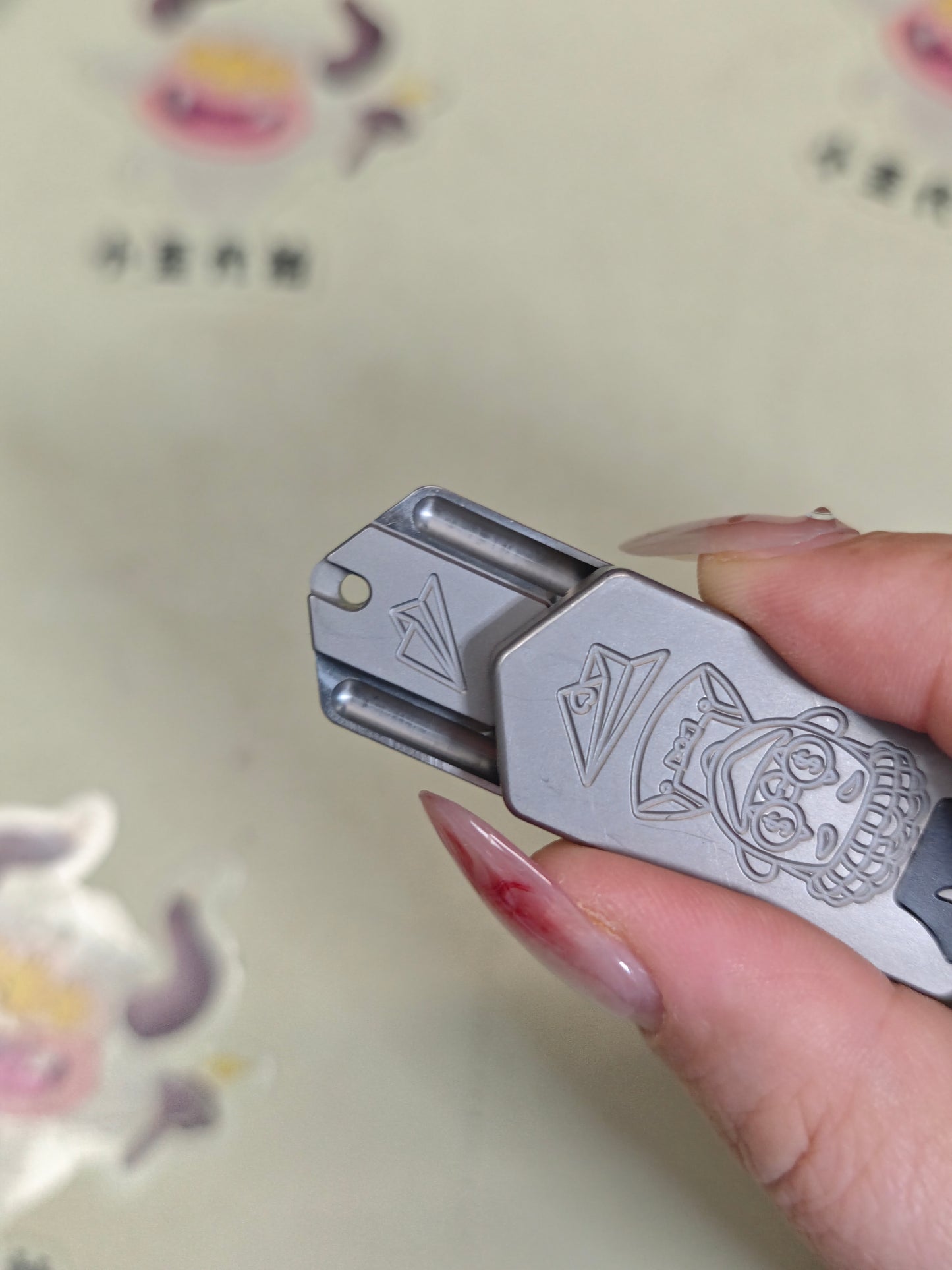 Plane Titanium
