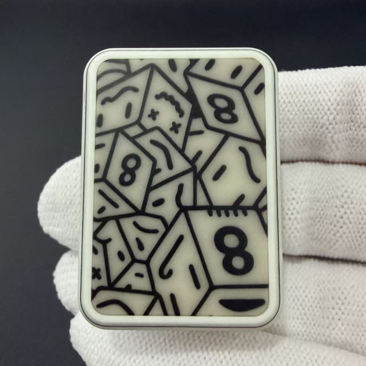 Mahjon Carbon Quartz