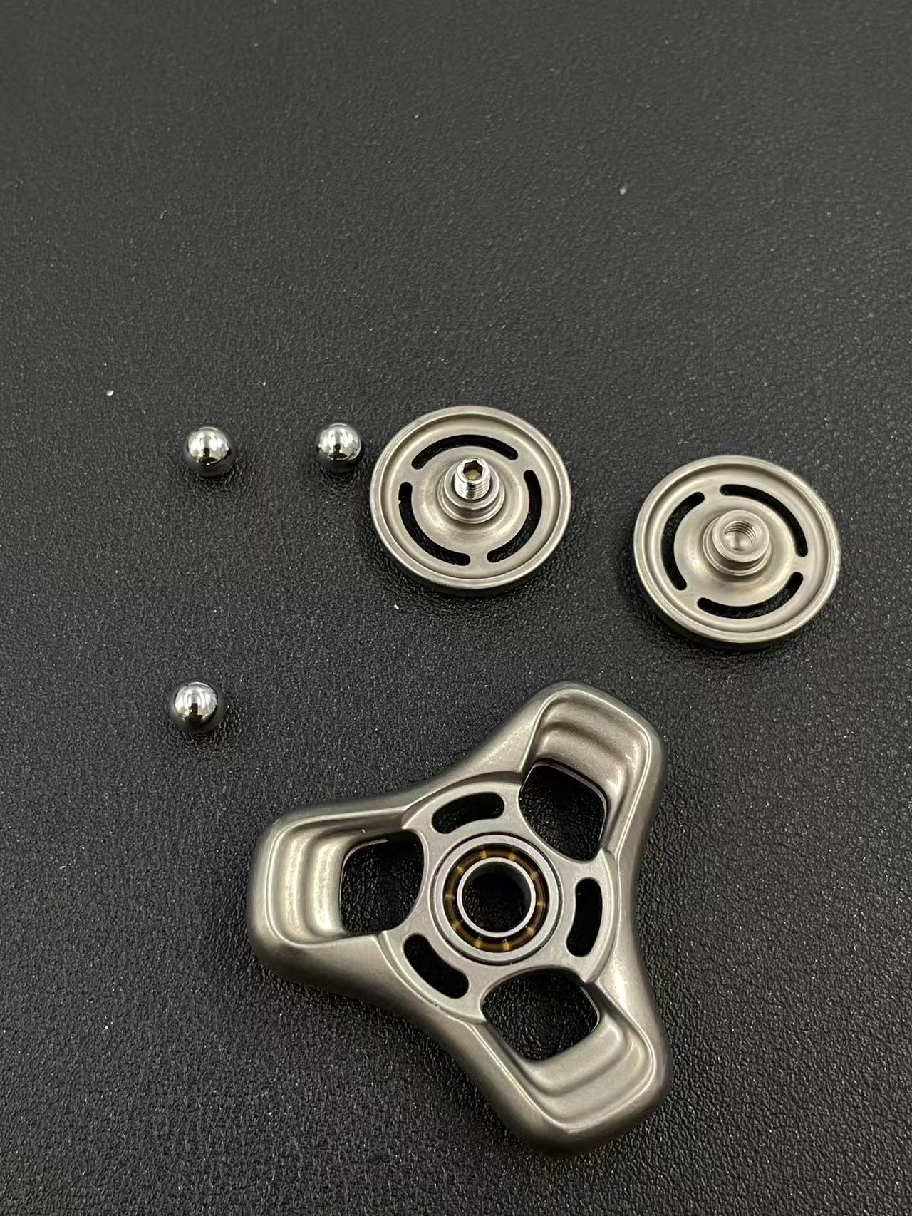 Folding Leaf Mini Titanium