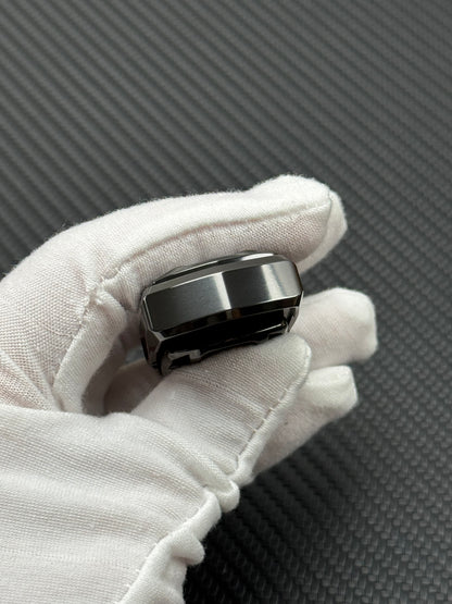 Thousand machines Zirconium Color-Anodized Polished