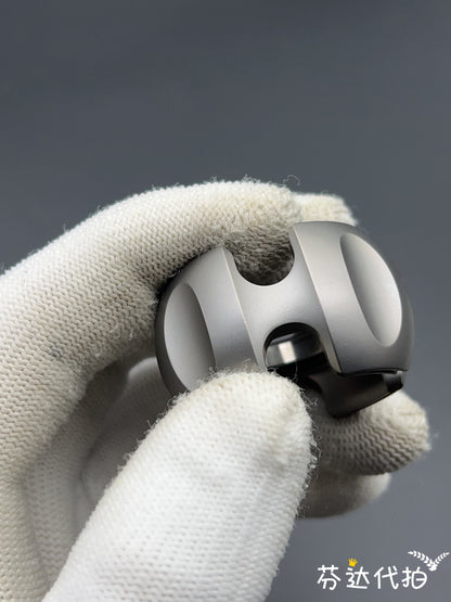 Noiz Titanium