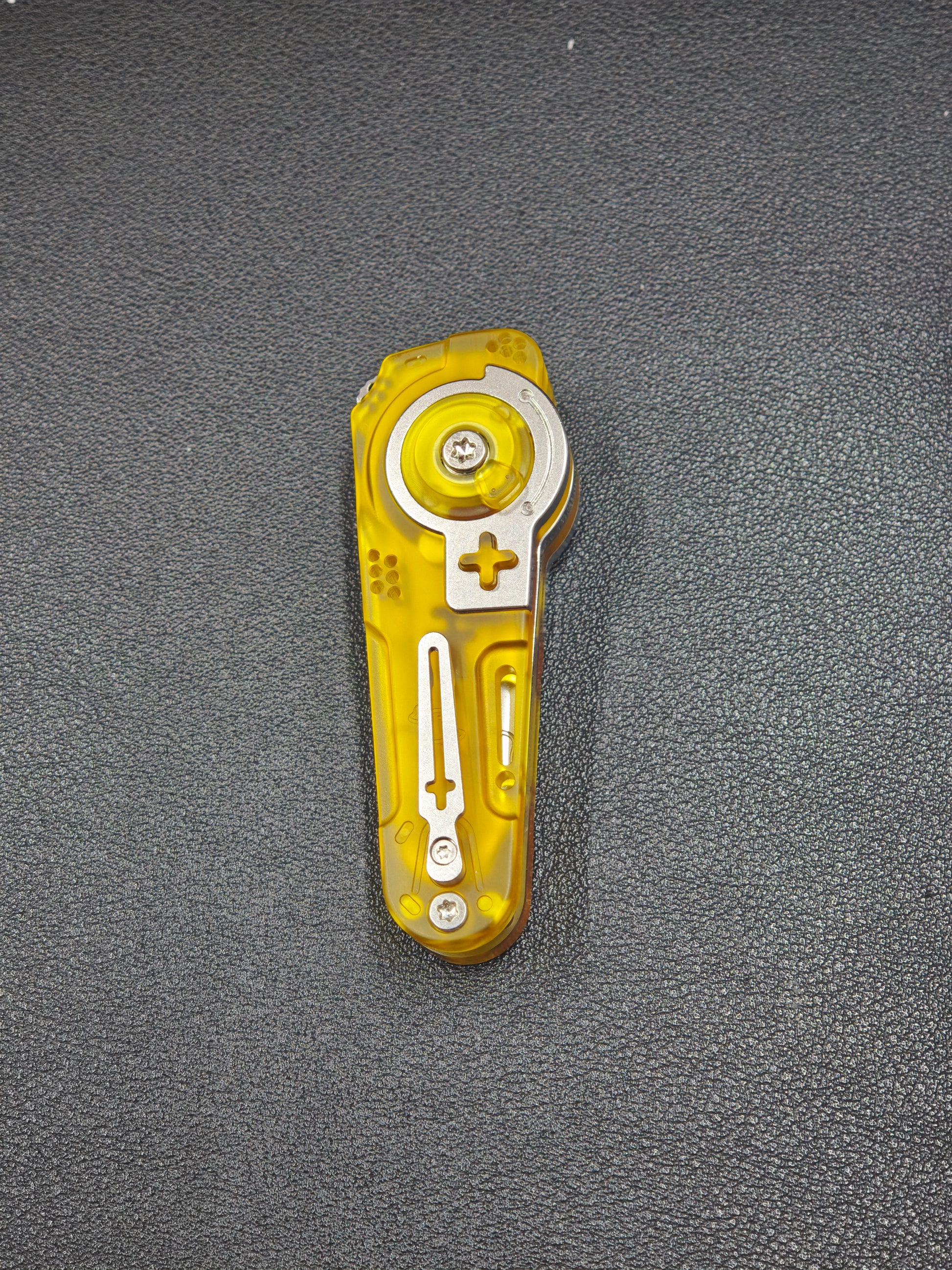 Dimension Slash Pry Bar PEI Titanium
