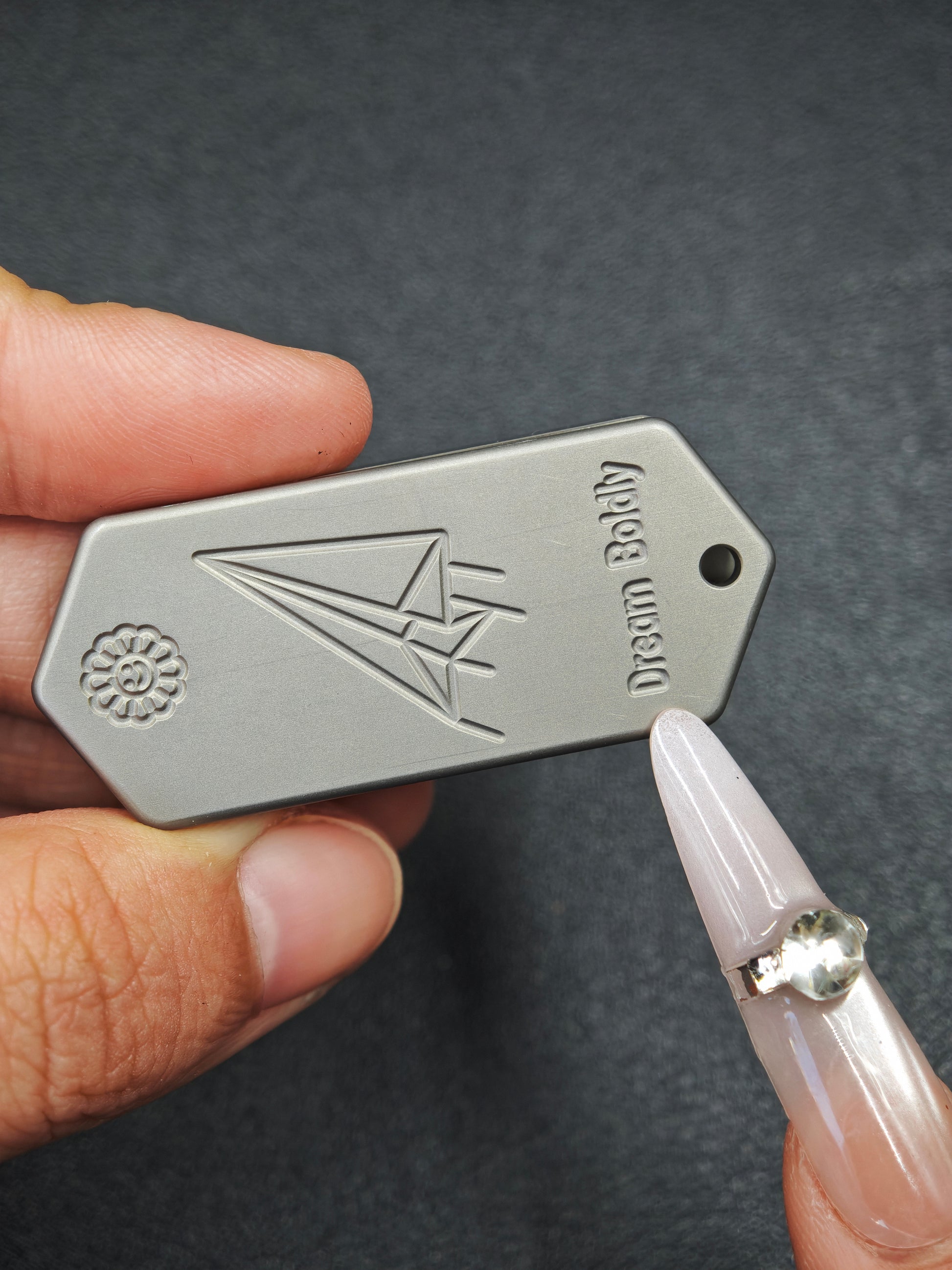 Plane Titanium