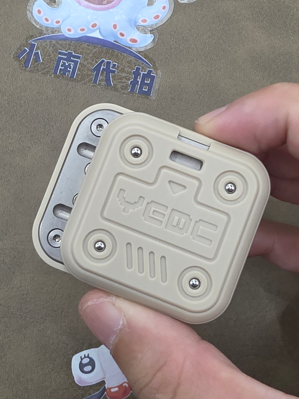 P Cube PEEK