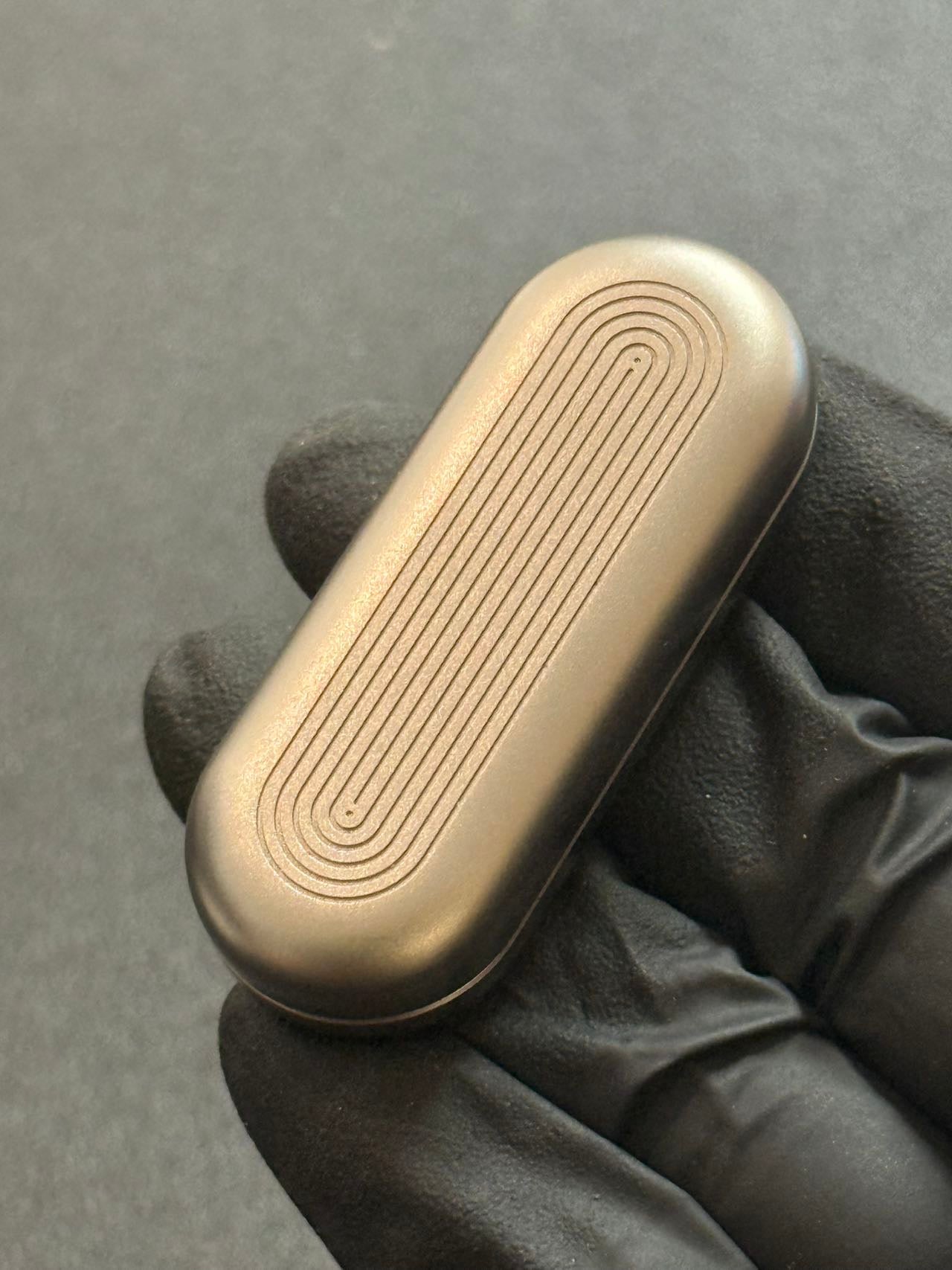 Floating Cloud Titanium
