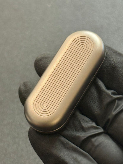 Floating Cloud Titanium