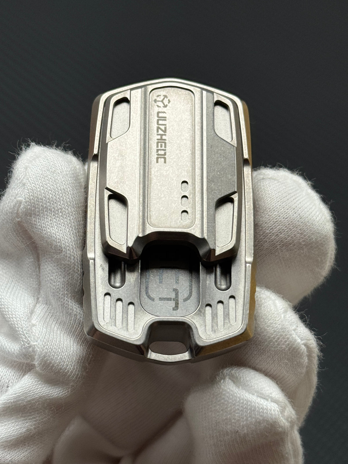 Thousand machines Titanium Stonewashed