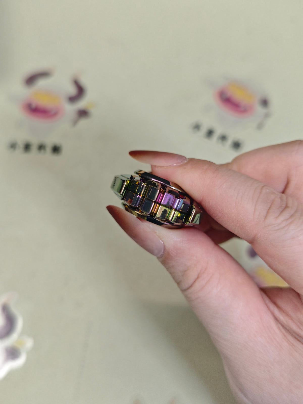 Dark Shell Opening Zirconium