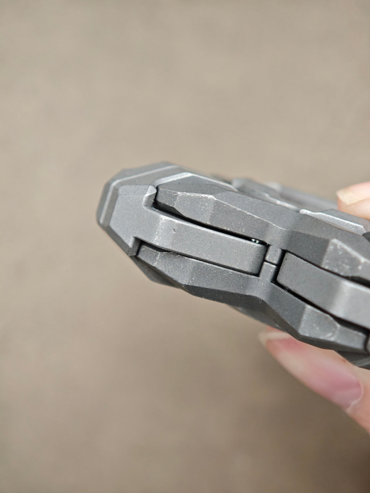 Armor Pie Shell Opening Titanium Stonewashed