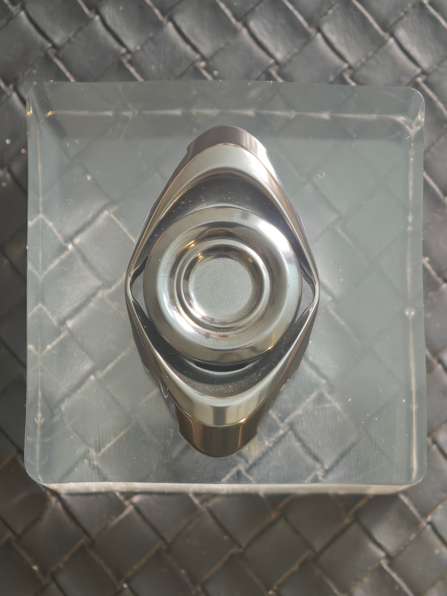Pupil Zirconium