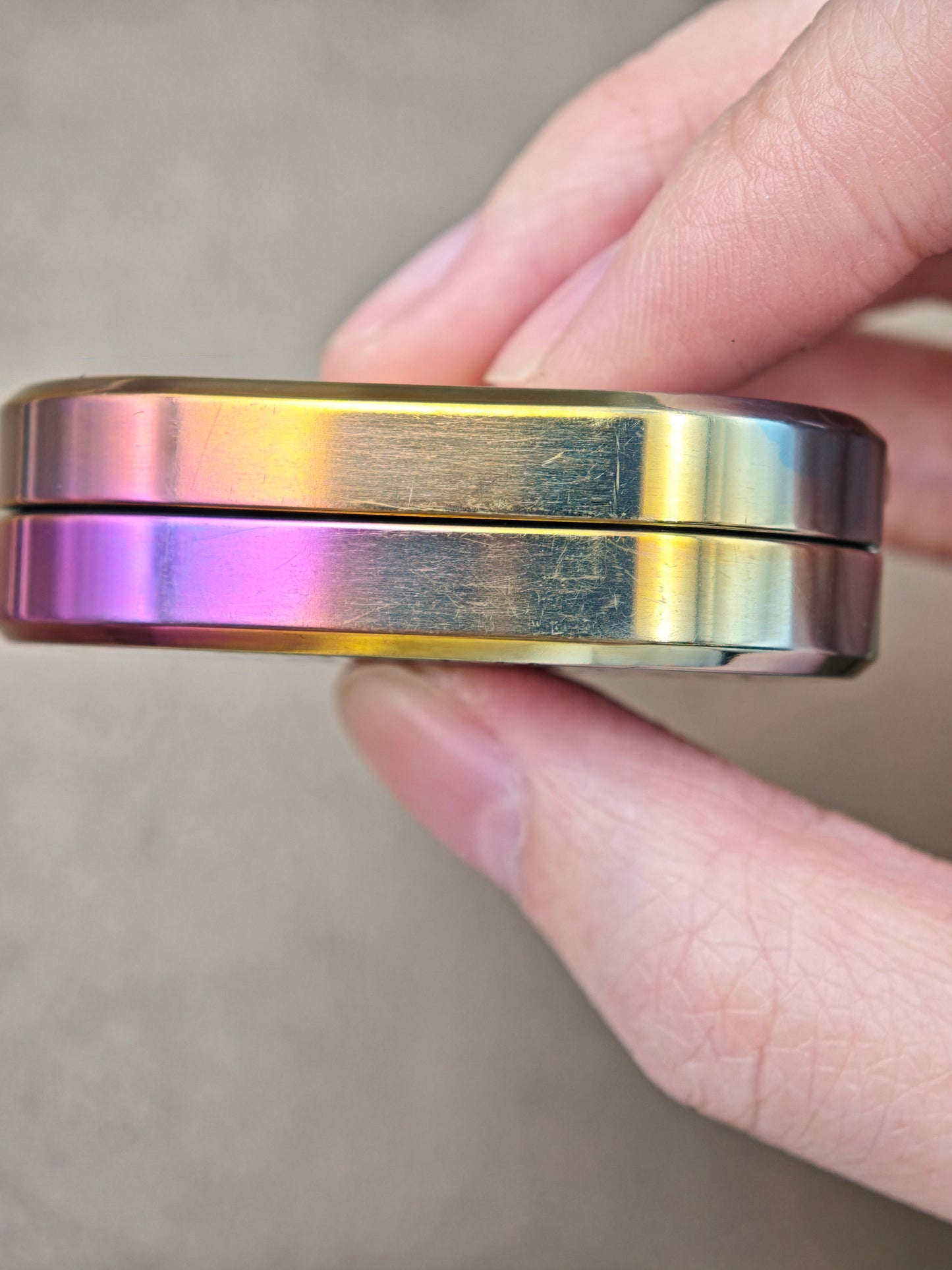 F2.8 Zirconium Oil Slick