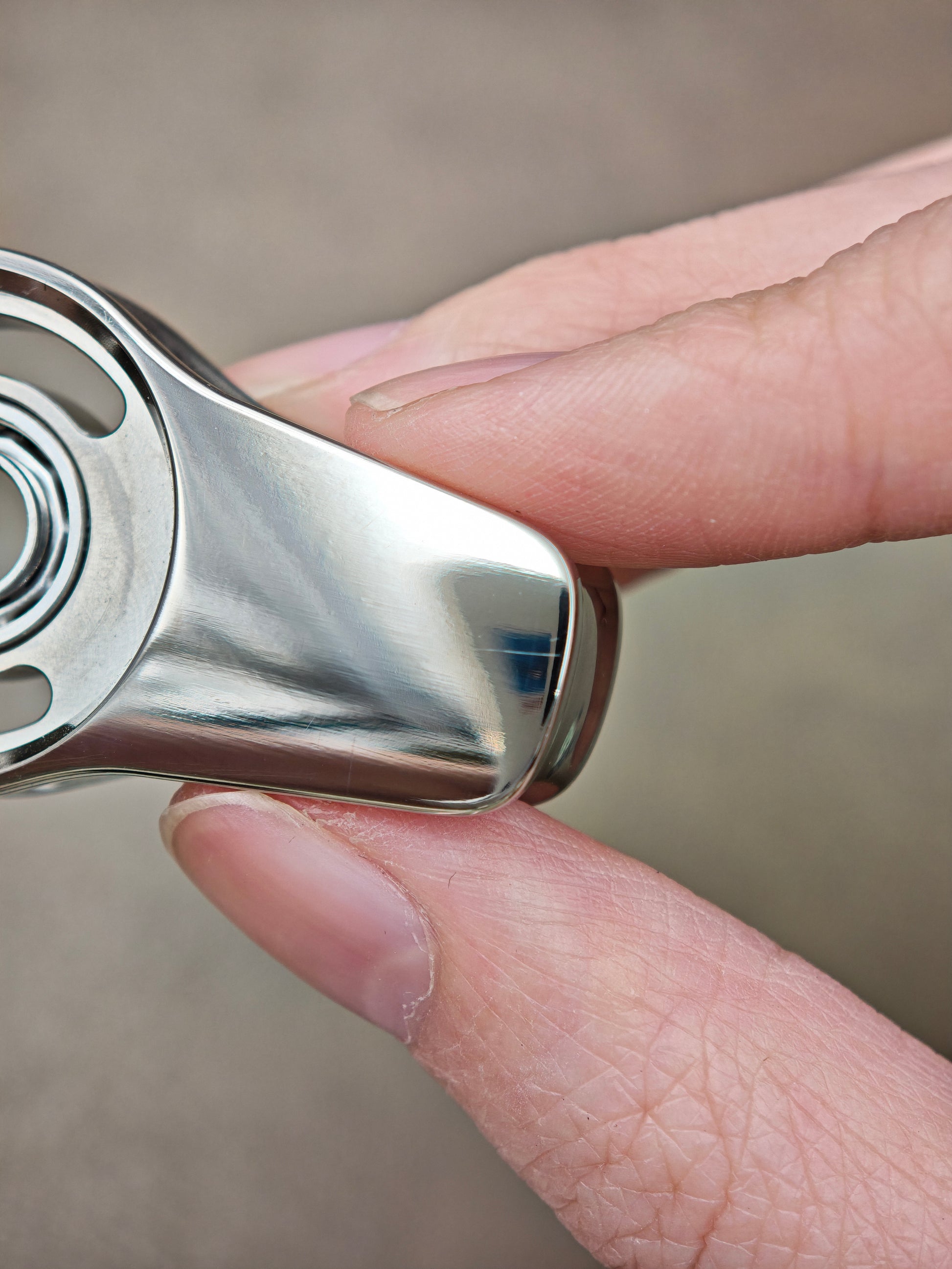 Oumuamua Premium & Buckle Titanium Polished