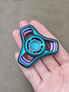 Folding Leaf Mini Zirconium