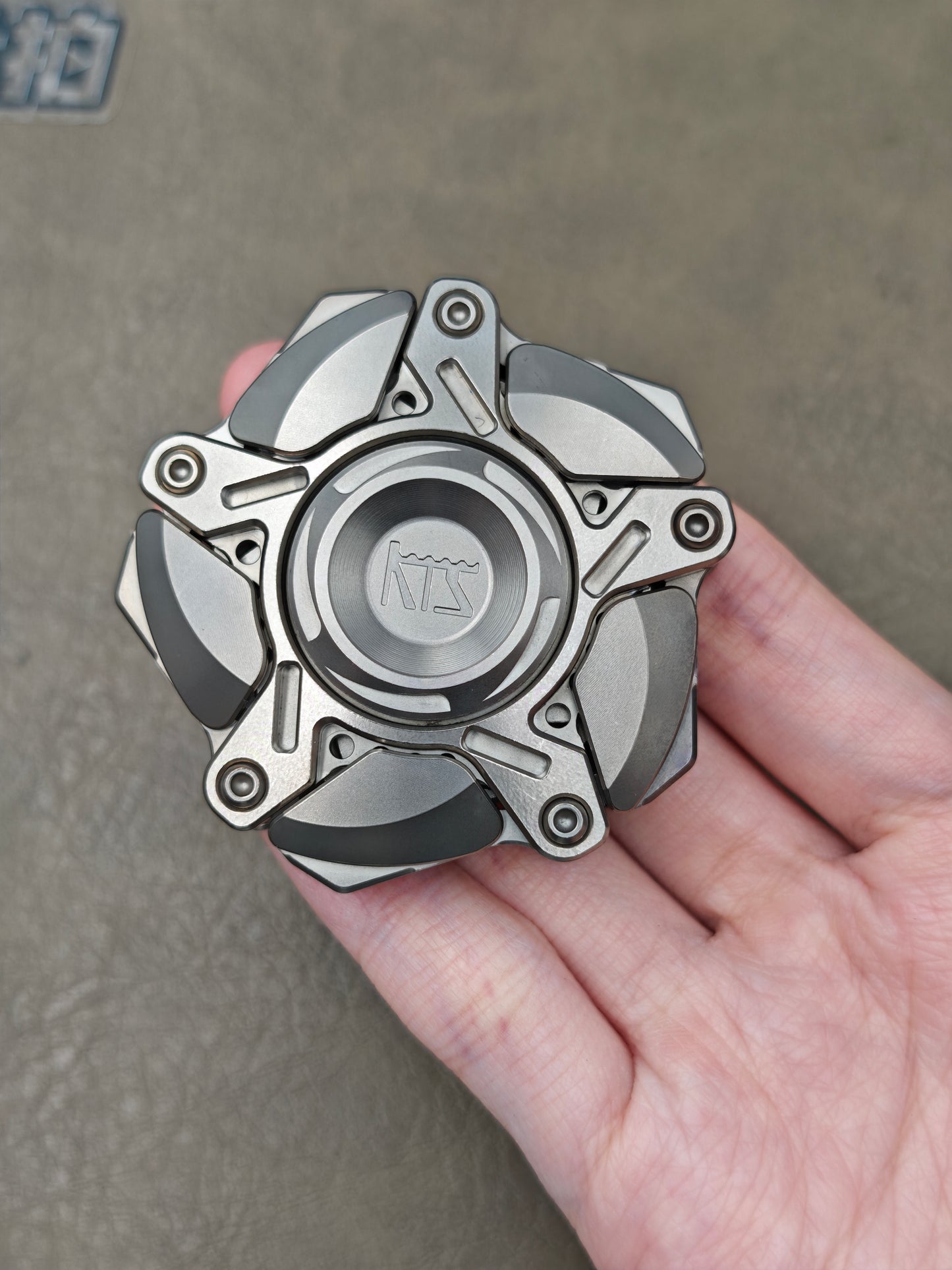 Penta Origin Shell Opening Titanium