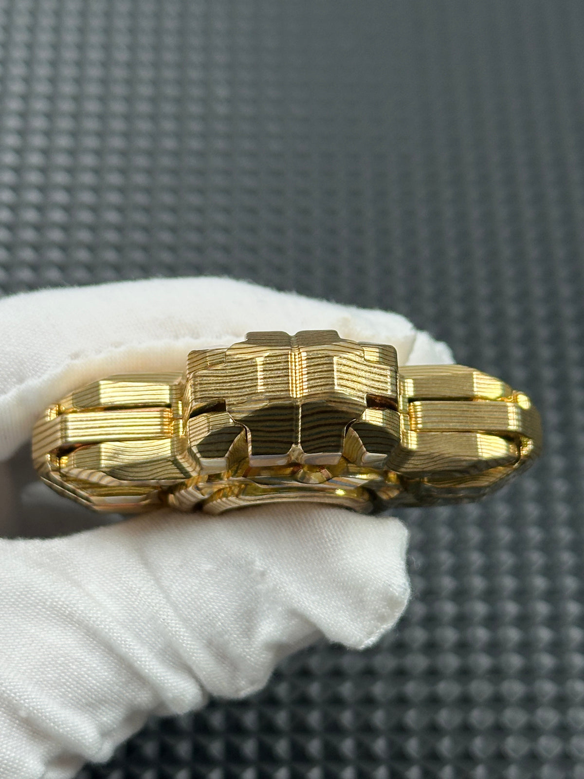 Armor Pie Shell Opening Copper