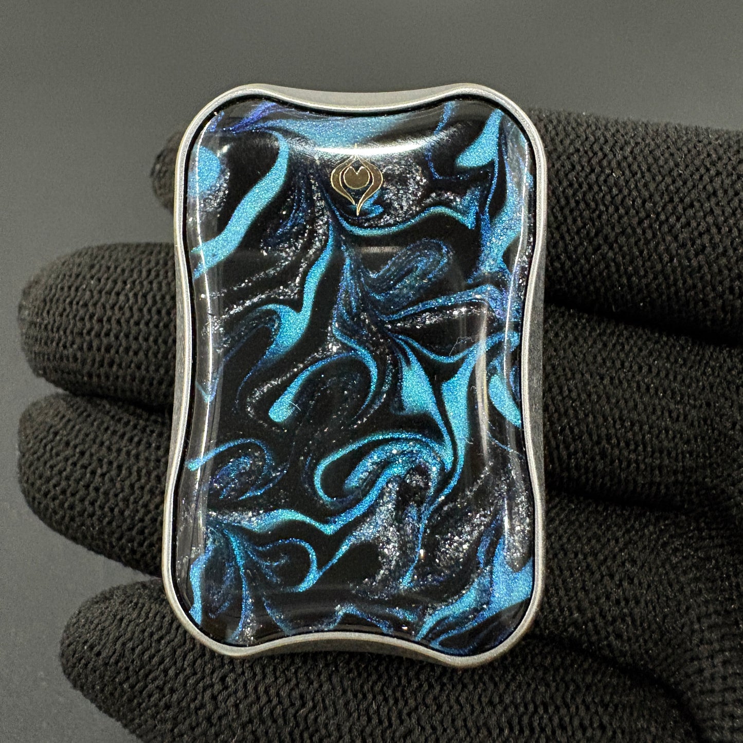 Aura Sand Stainless Steel