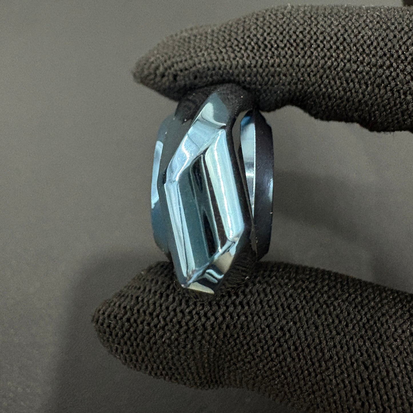 Er Niu Zirconium