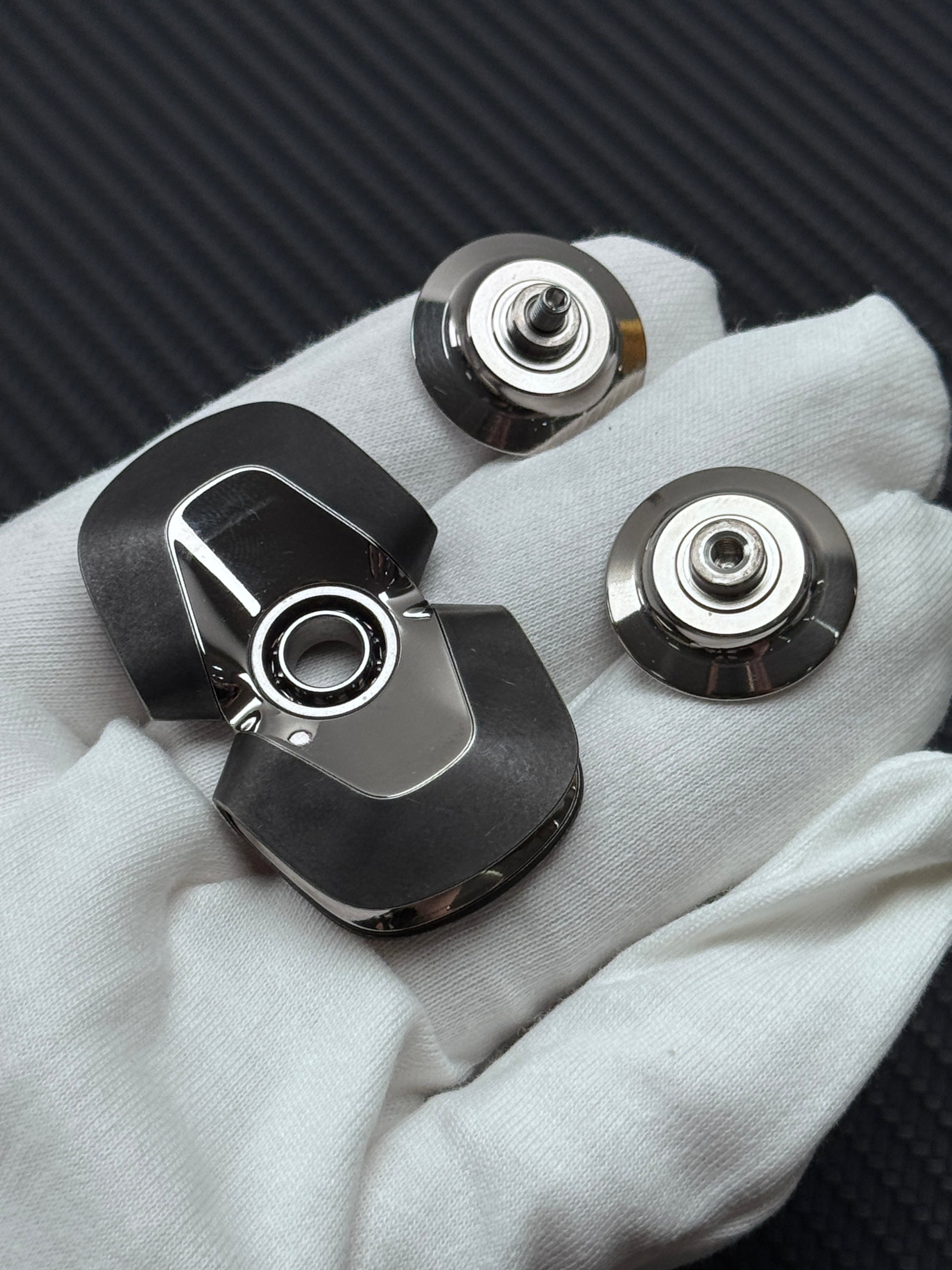 Lentic Stainless Steel