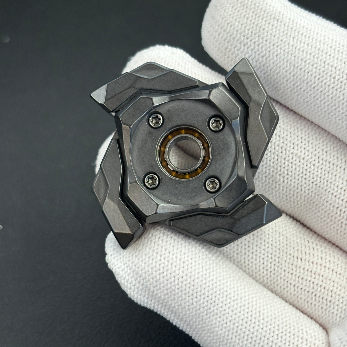 Haze Shell Opening Zirconium Stonewashed