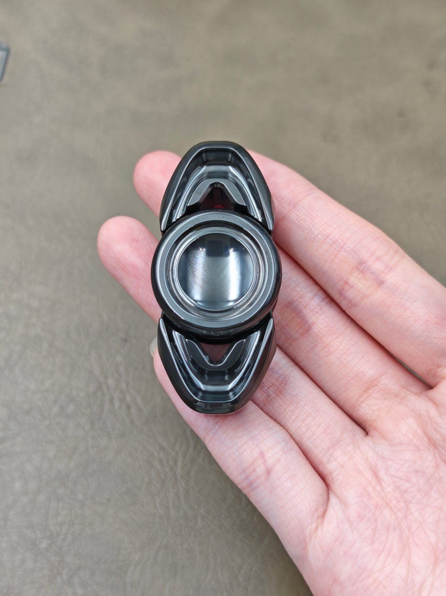 Pan Yixian Zirconium