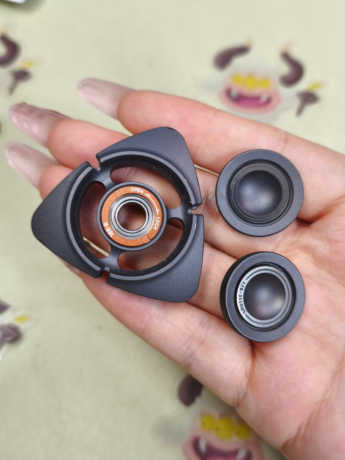 BIT 04 Zirconium