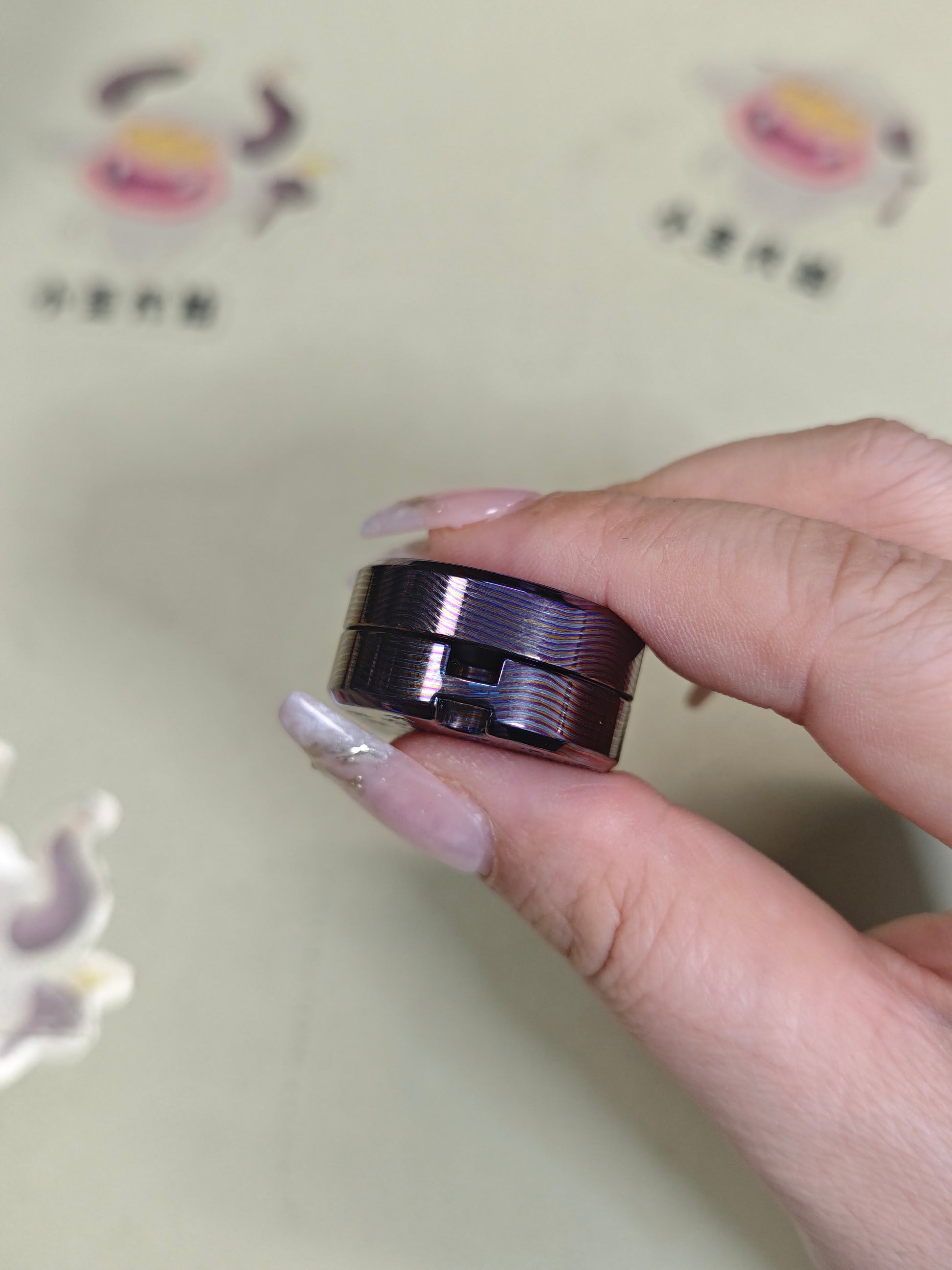 F2.9 Zircuti