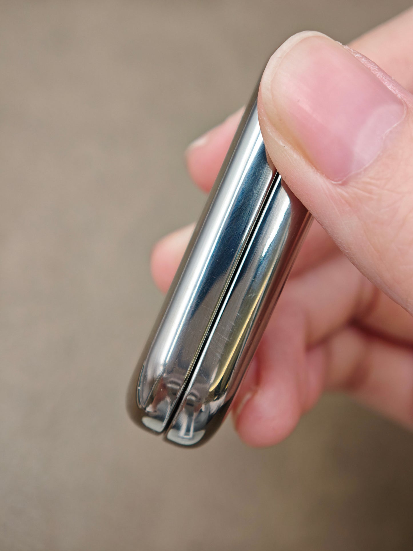 Floating Cloud Titanium Polished