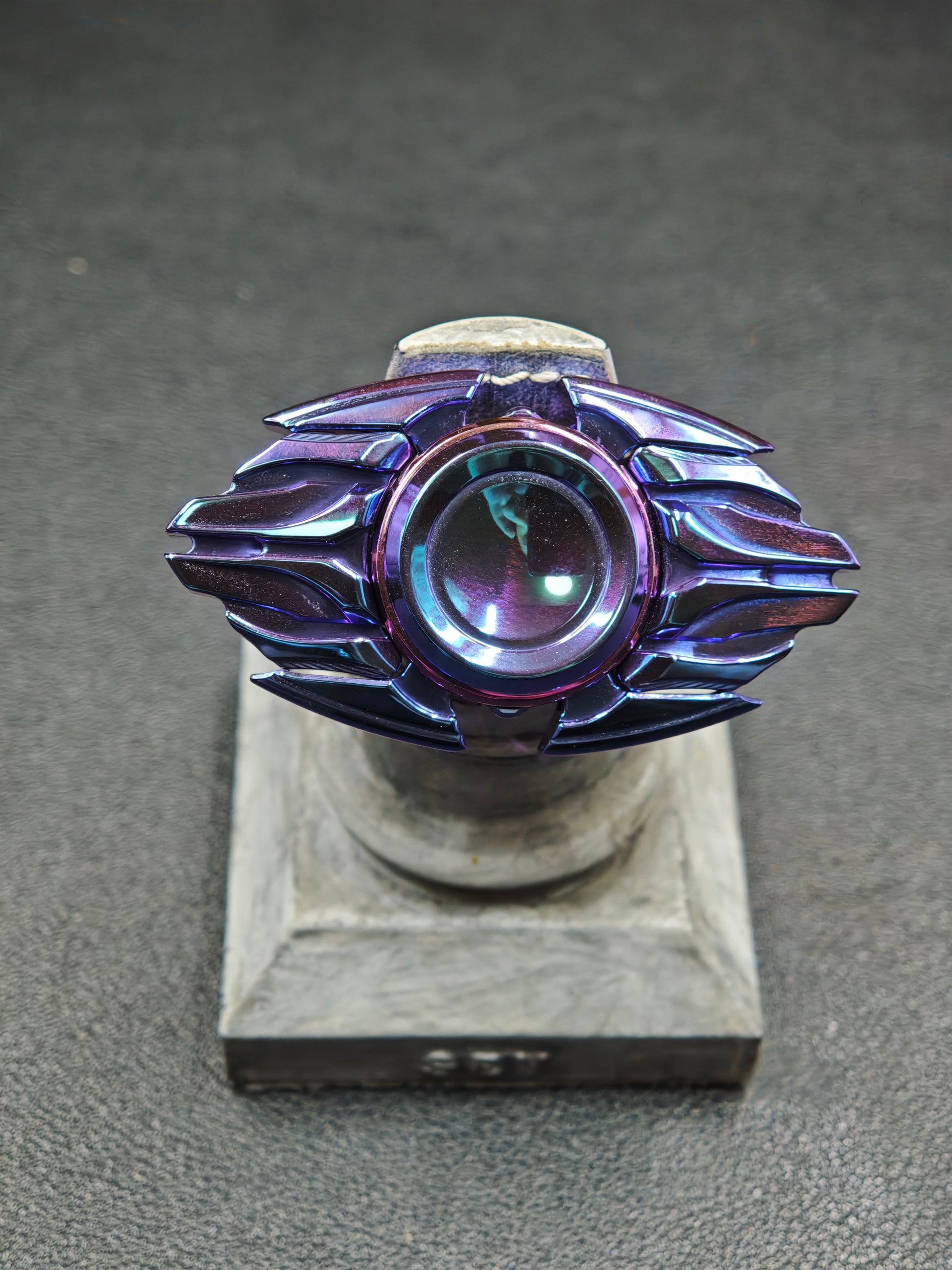 Dark Shell Opening Zirconium
