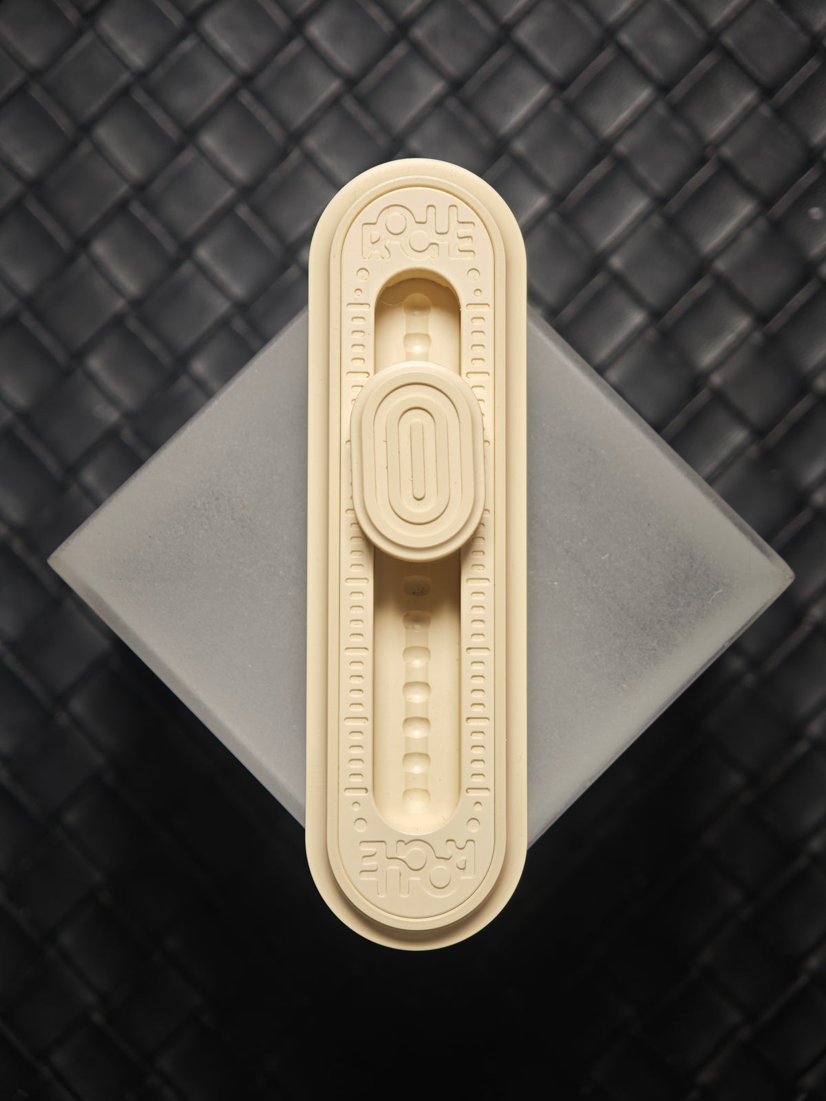 Chocolate Bar PEEK
