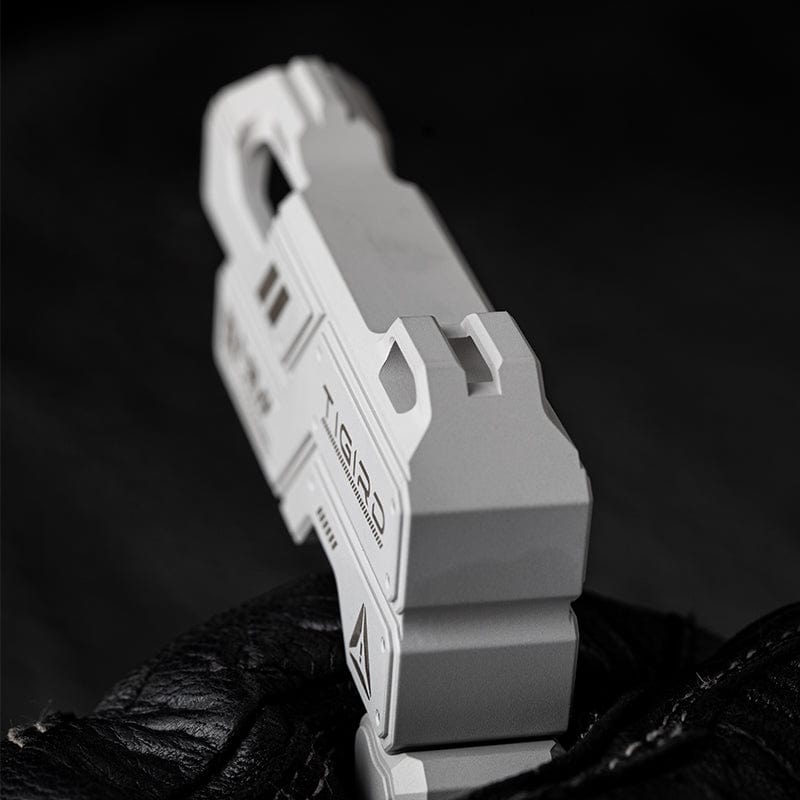 P08 Lighter&Fidget Toy