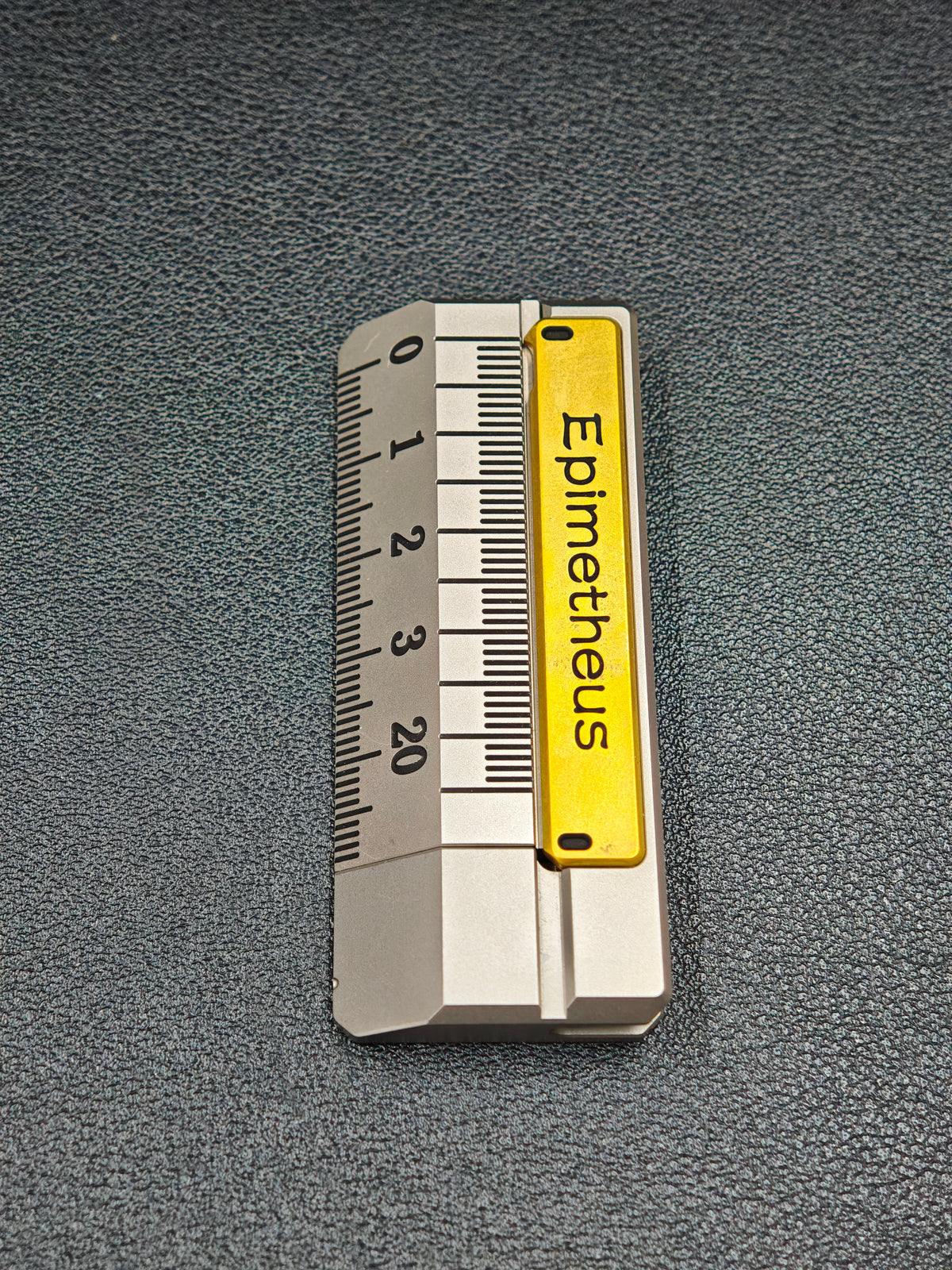 Quirky Ruler Titanium