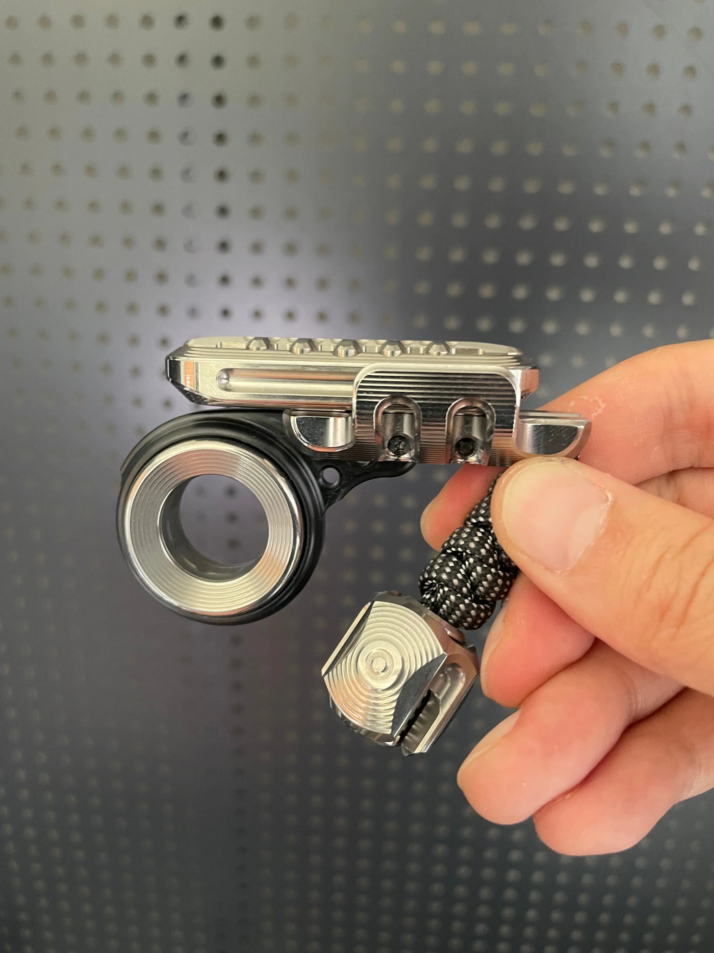 EXOSKELETON Set Titanium
