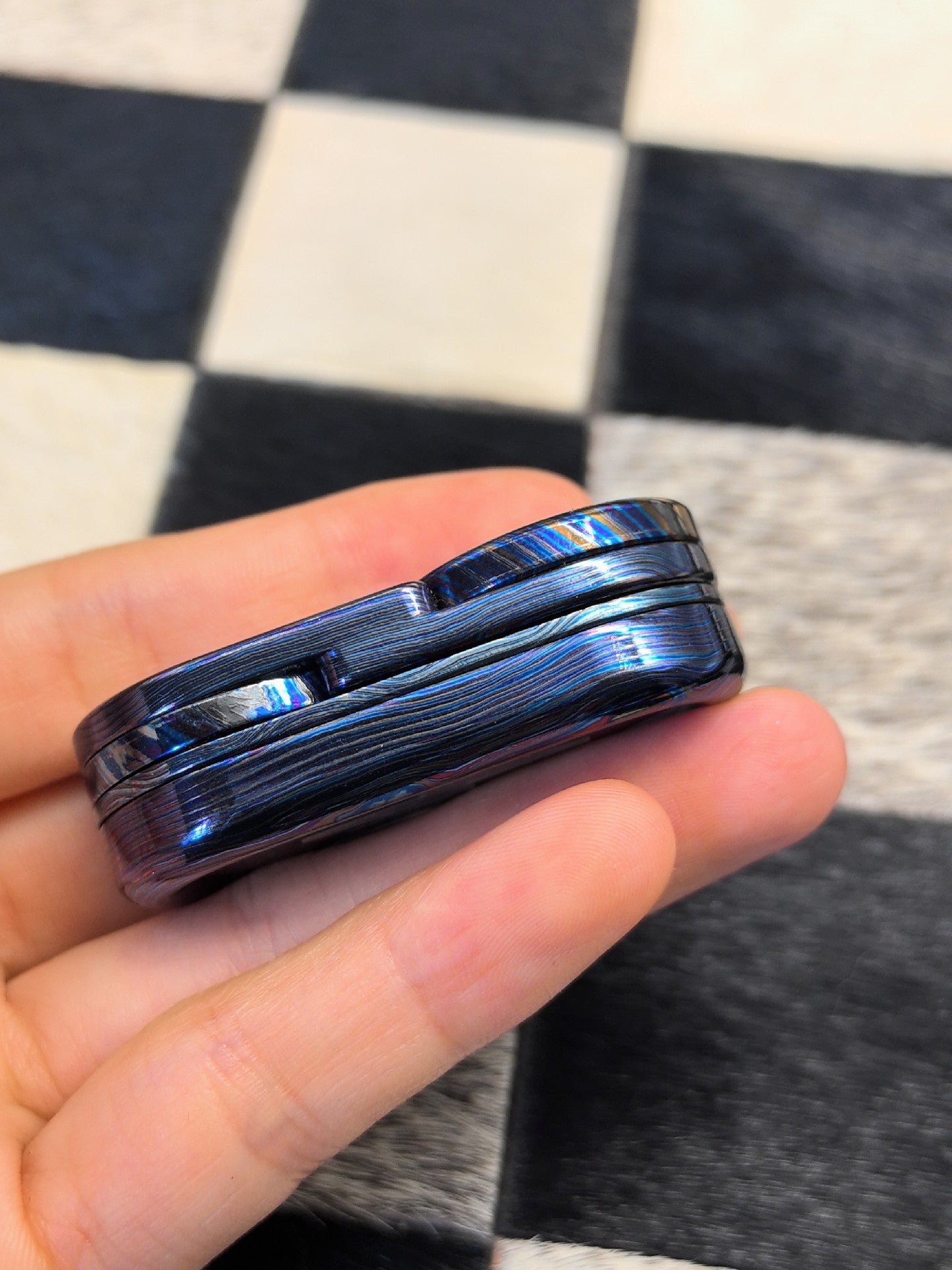 Lightning Mini Zircuti