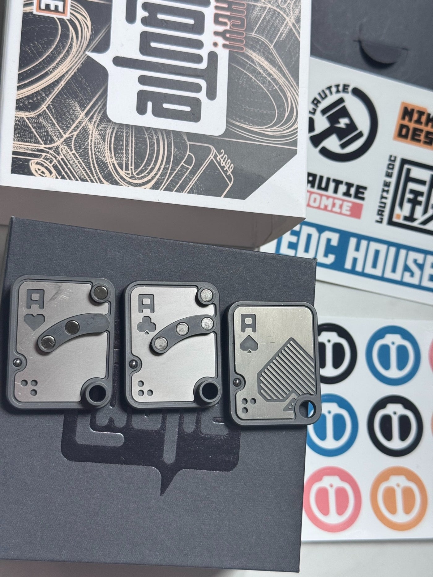 Poker Shuffle 3.0 AAA Zirconium