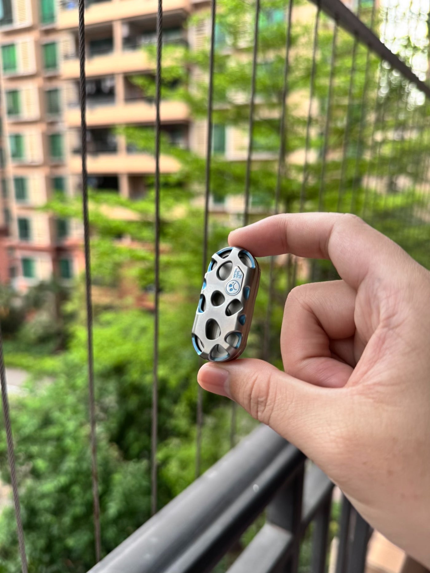 TOP-B-KONG Titanium