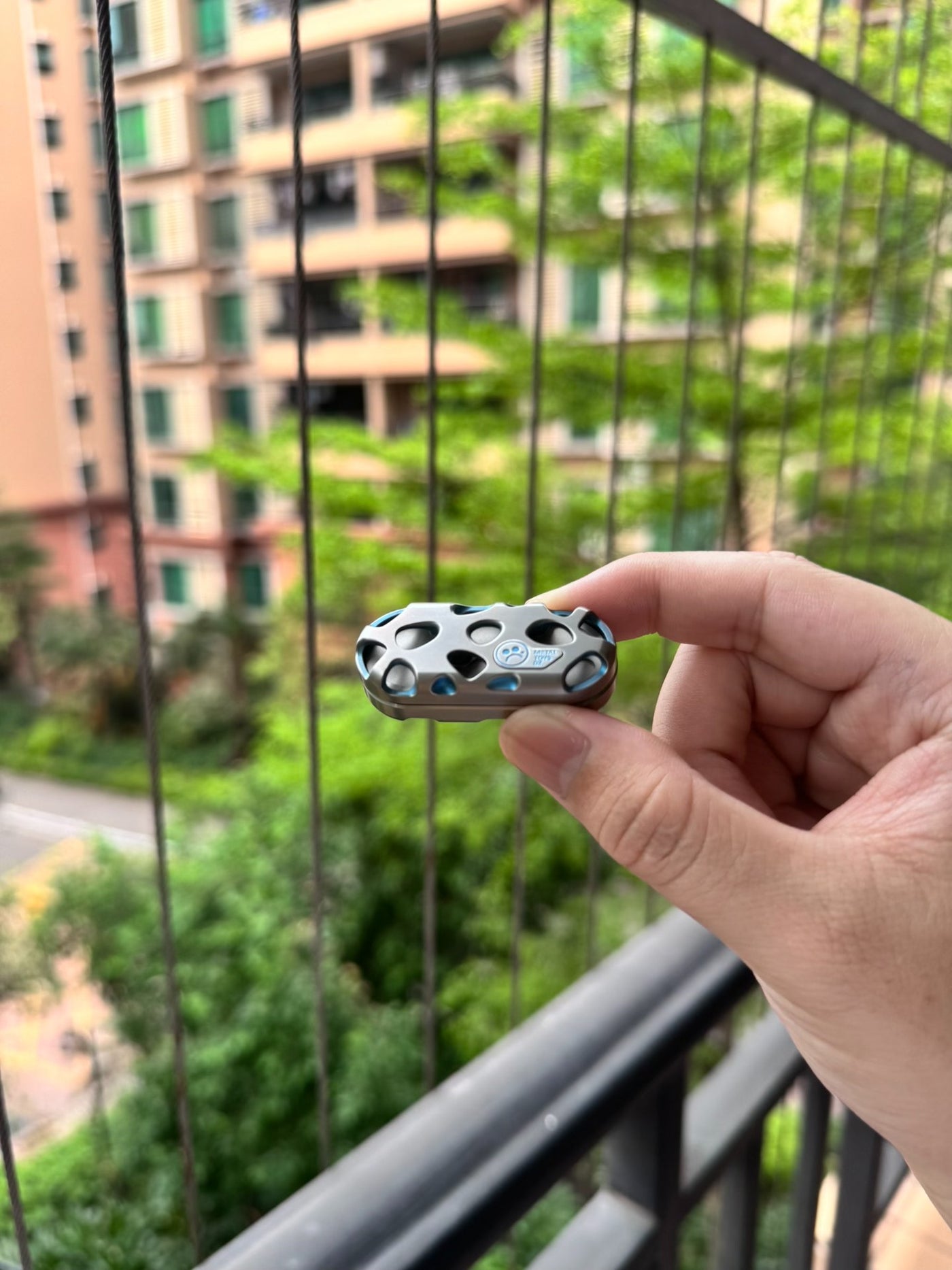 TOP-B-KONG Titanium