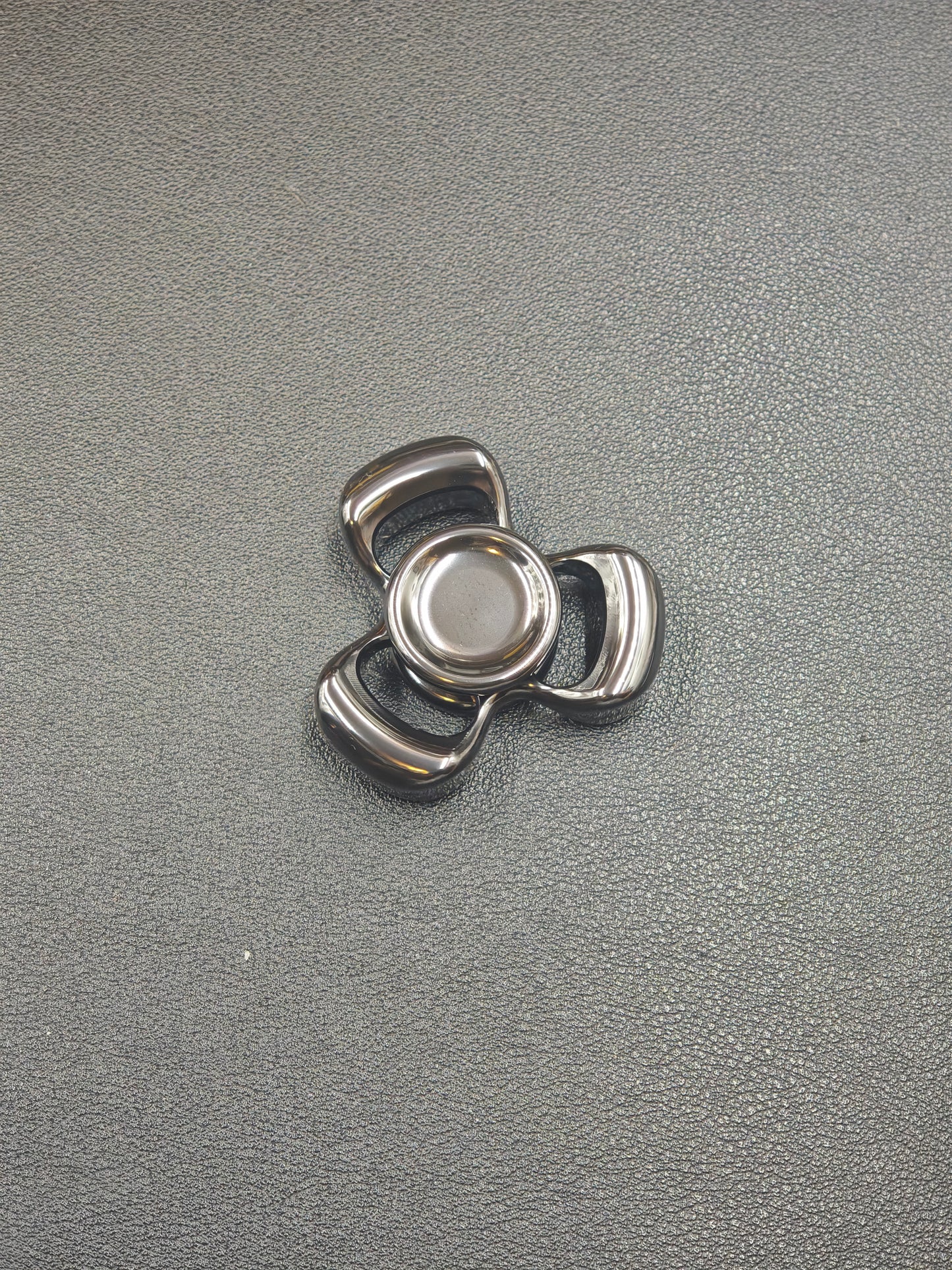 Three-Leaf Horizon OG Zirconium