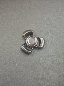 Three-Leaf Horizon OG Zirconium