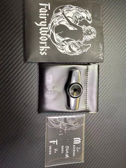 Oumuamua Premium & Buckle Zirconium