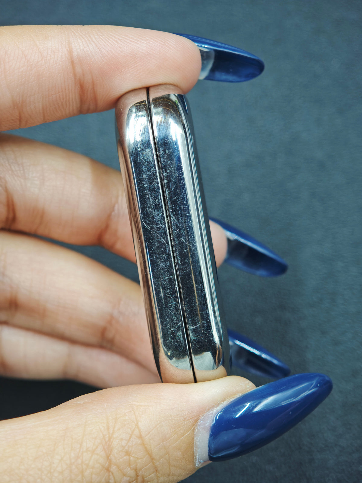 Floating Cloud Titanium