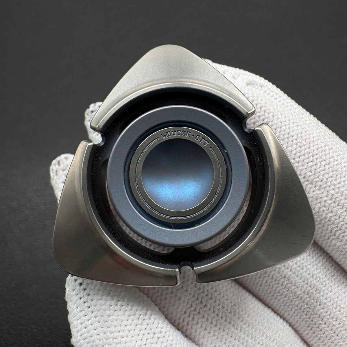 BIT 04 Titanium